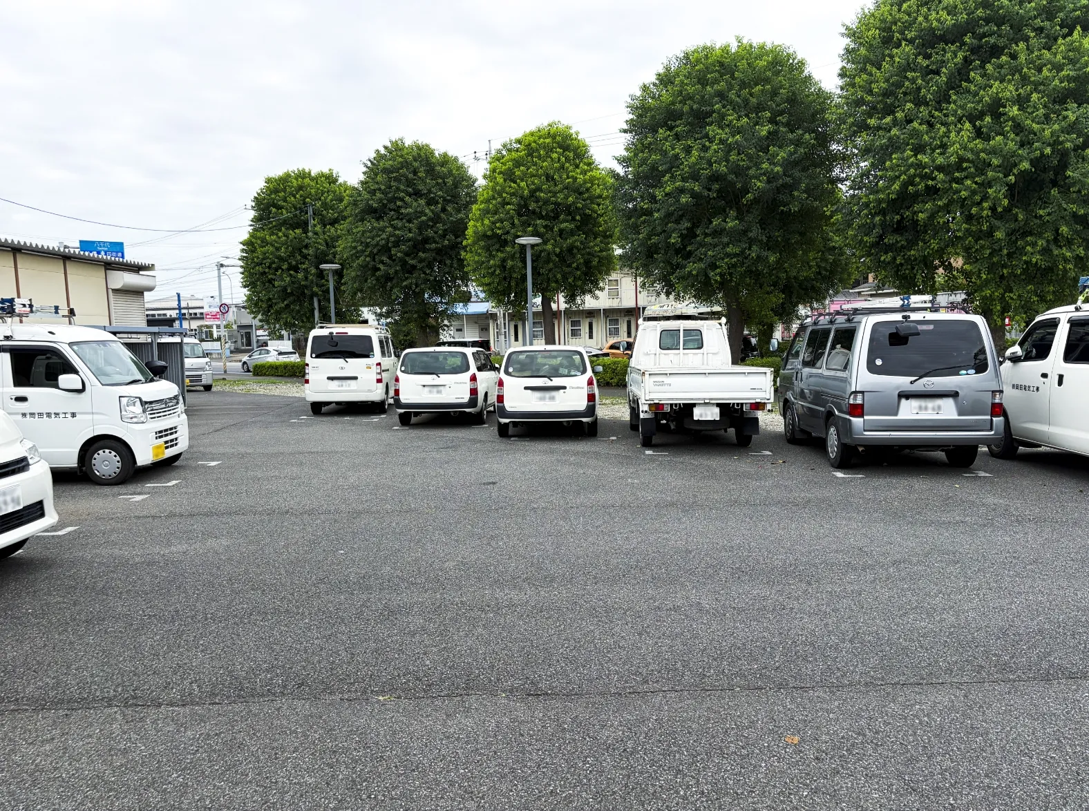 社用車駐車場
